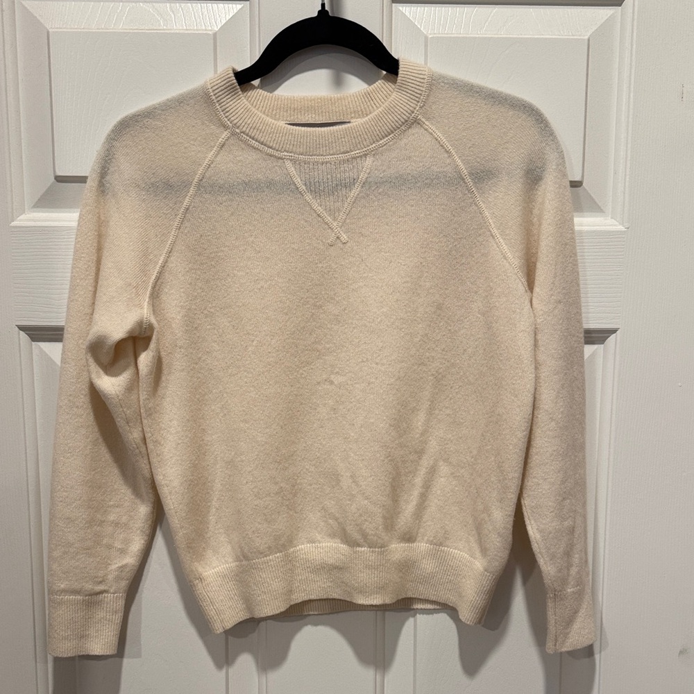 Everlane 100% Cashmere Cream Sweater